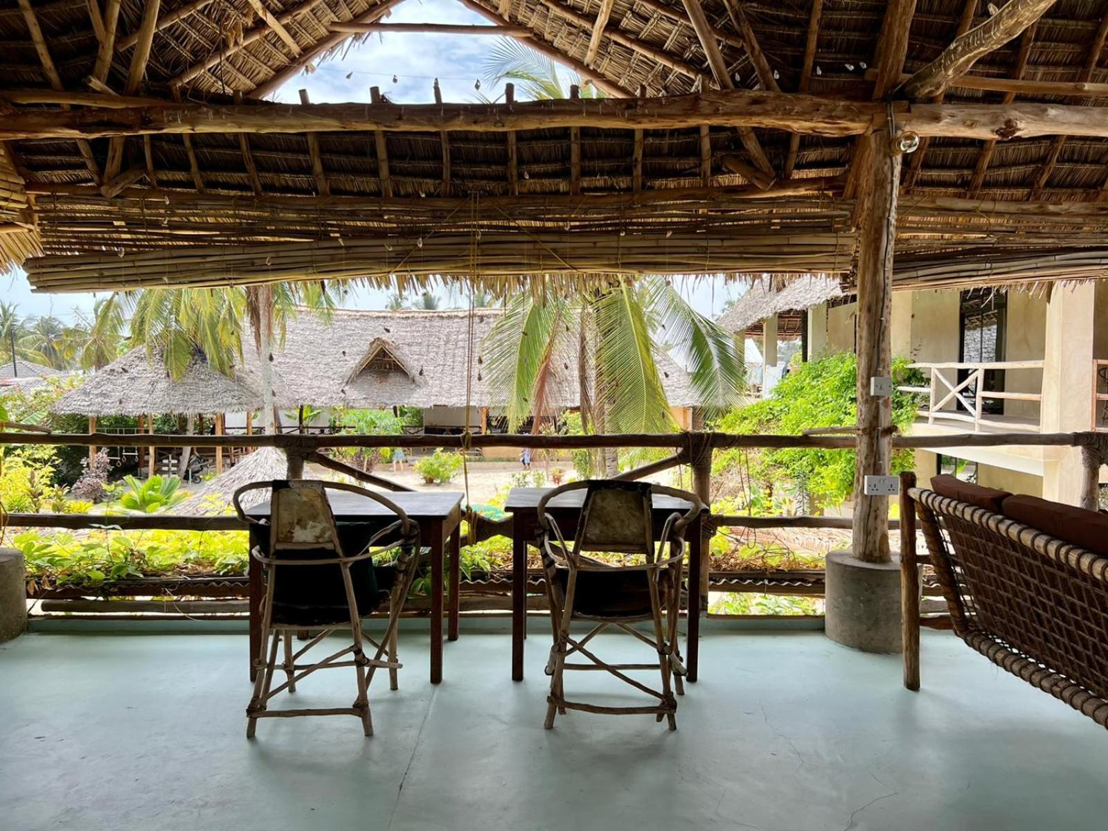 The Garden Hotel Paje Bagian luar foto