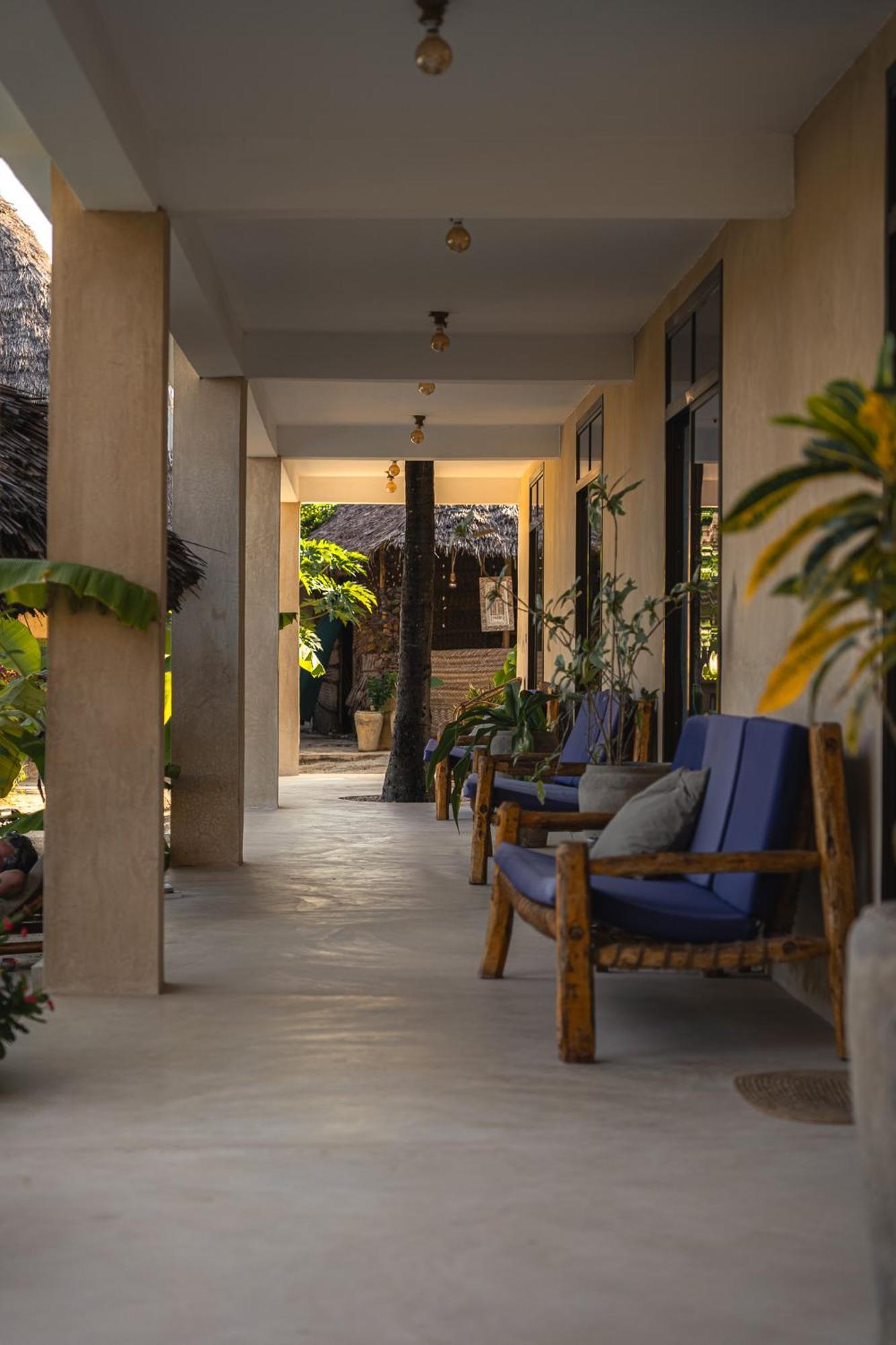 The Garden Hotel Paje Bagian luar foto